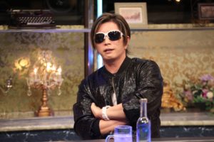 GACKTに大声ヤジ「黙れ」の声も！ファンとのやり取りに注目